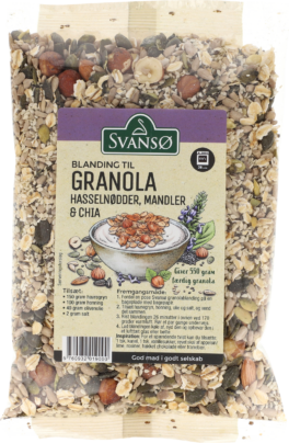 Granola, hazelnut, almonds &amp; chia